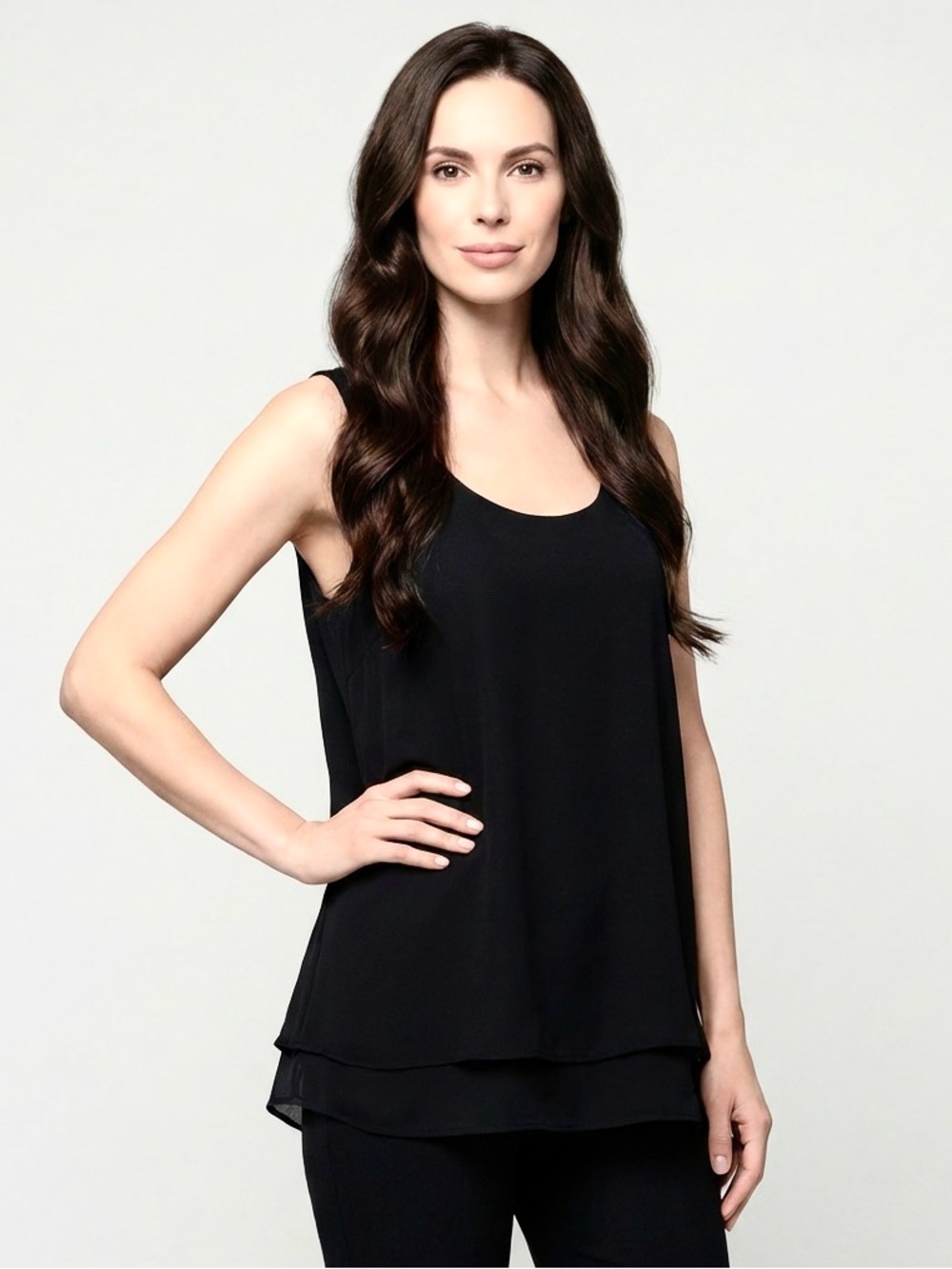 ANN TAYLOR Black Sleeveless Blouse Size Large Rayon Flare Business Casual Lined